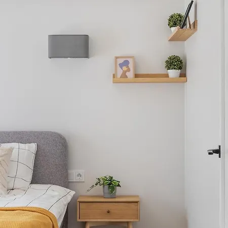 Niwaki Sodai No 3 By Urban Rent